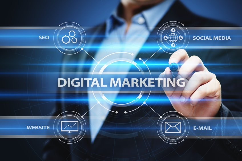 Concept de stratégie publicitaire pour la planification de contenu marketing digital.