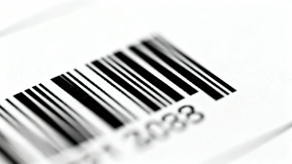 Code barre avec des lignes noires et blanches distinctes.
